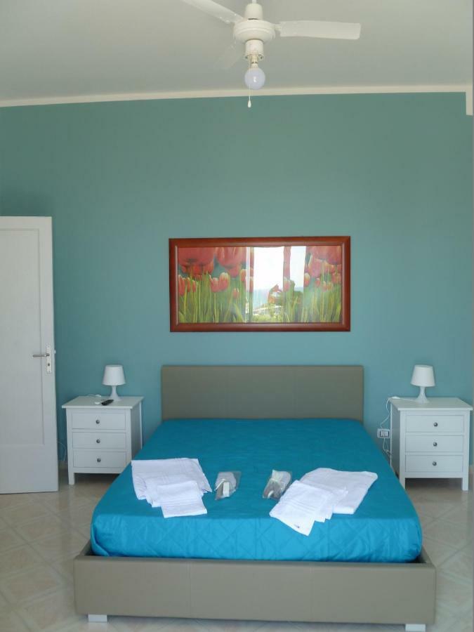Casa Michela, Sea-View Apartments Trabia Buitenkant foto